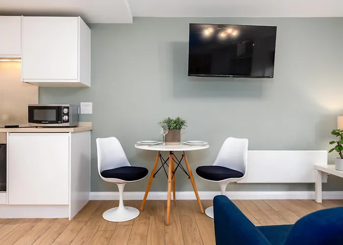 Alison Court - Urban Apartments