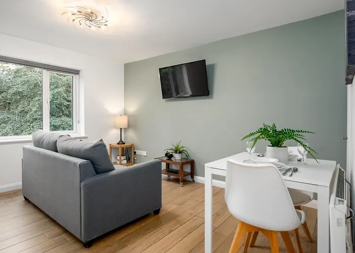 Alison Court - Urban Apartments