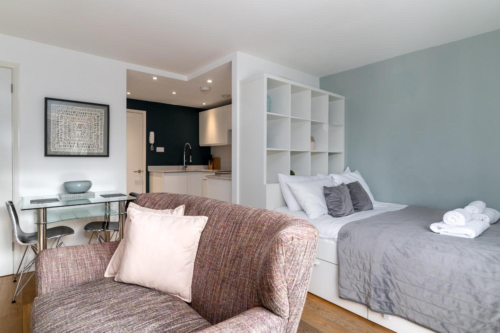 Apartment Alison Court *
