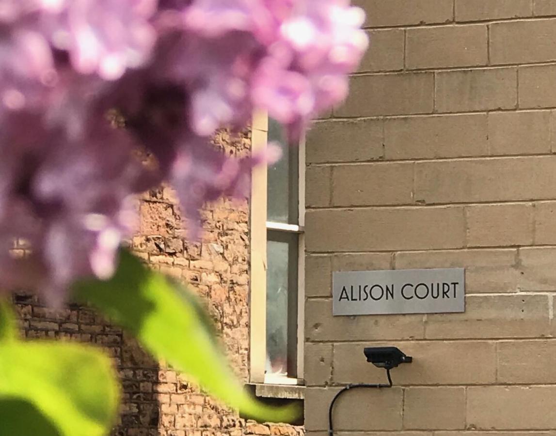Alison Court Appartement *